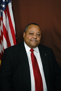 Official portrait of Raymond A. Hull